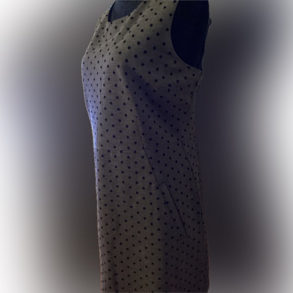 Lands End dress; gray with black sleeveless polka dots and side pockets. size 14 - Picture 4 of 5